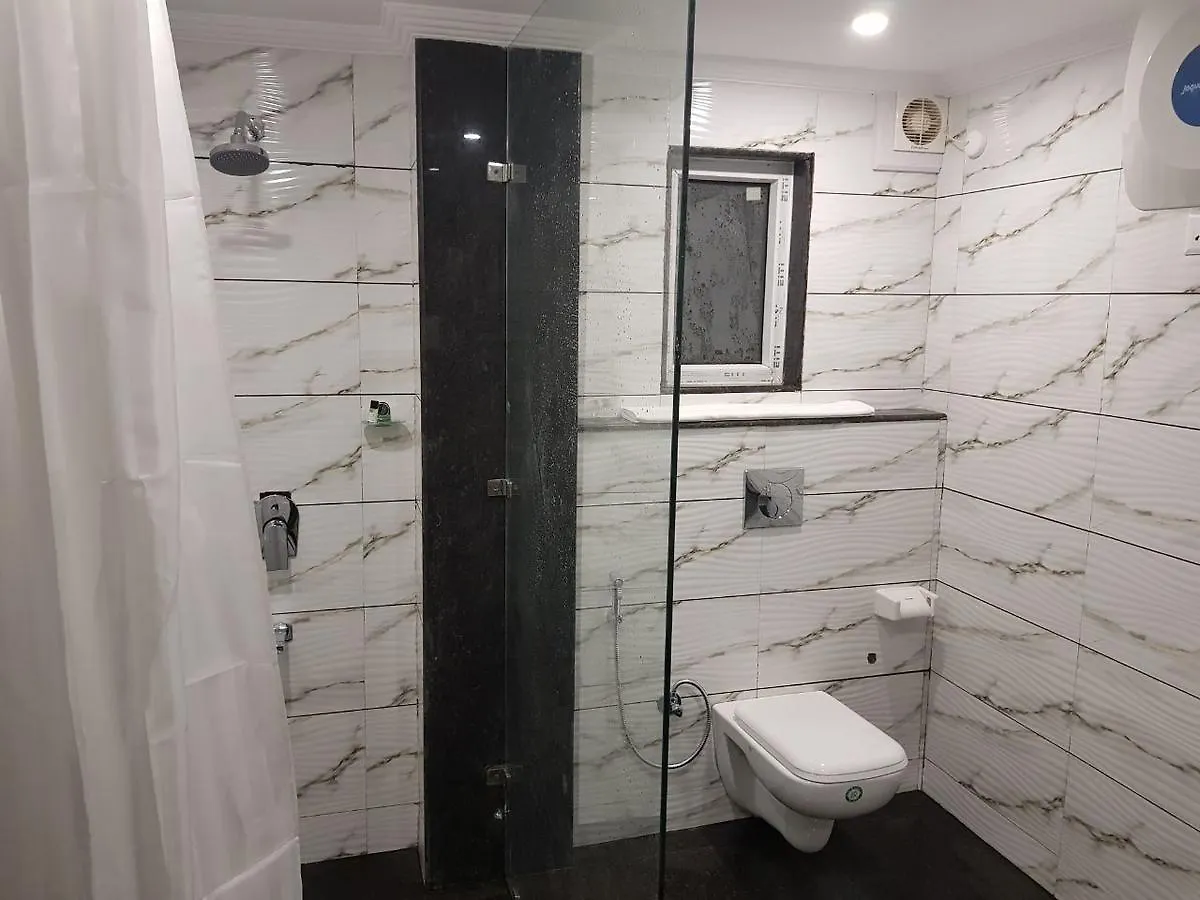 The Grand White By Parfait Hotel Shimla 3*,